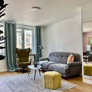  Apartament Art Space At Old Town